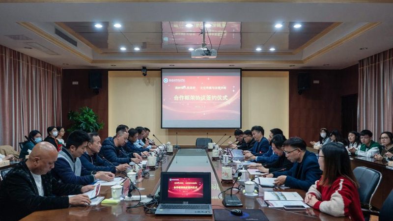 自播时代，你准备好了吗？揭秘自播所需的设备与人员配置**
